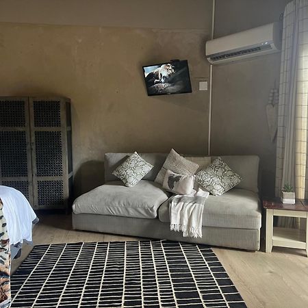 Simba Safaris African Pride Exotic Lodge Lephalale Exterior foto